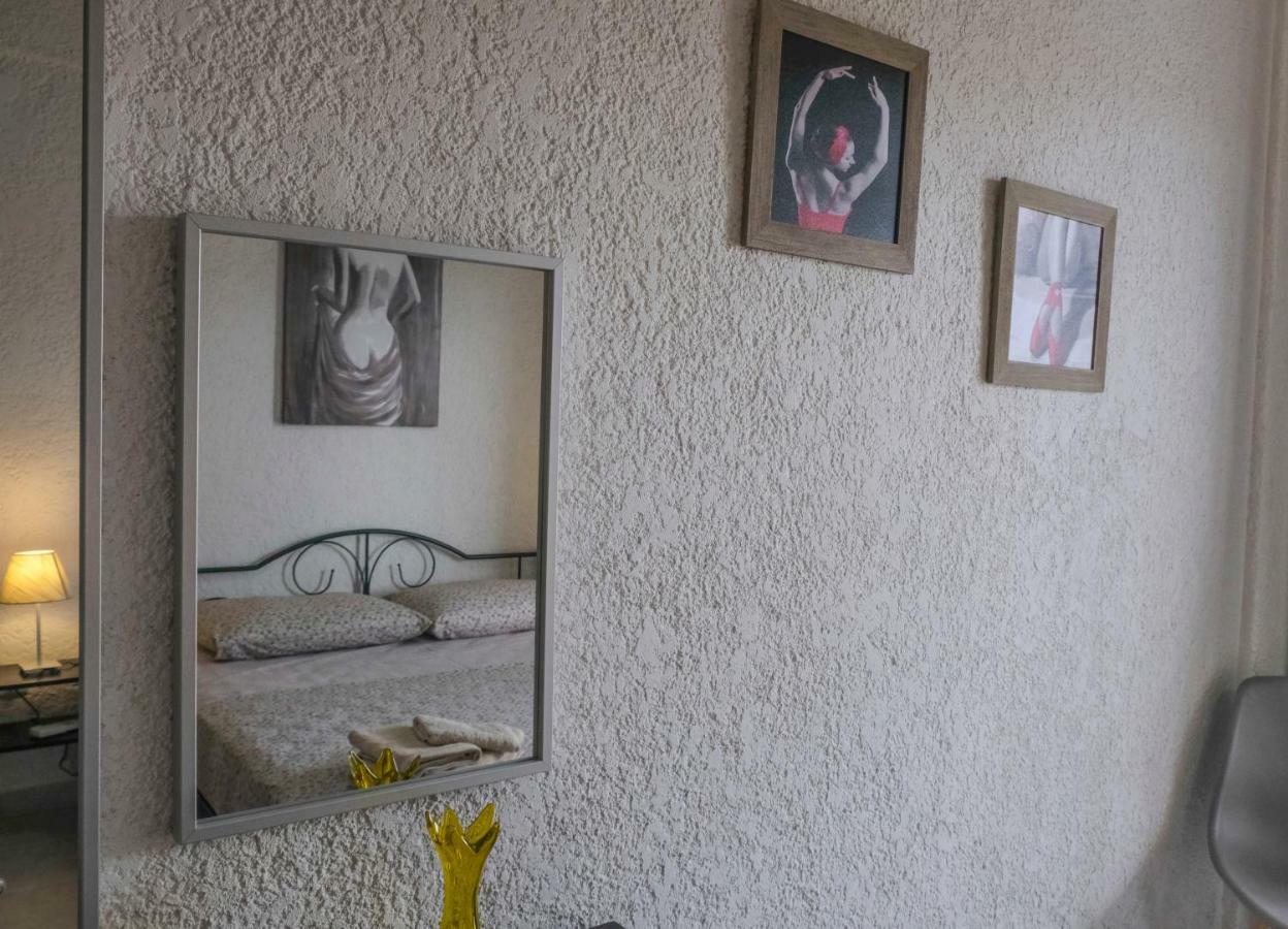 סיווירי Simon' S Summer House מראה חיצוני תמונה